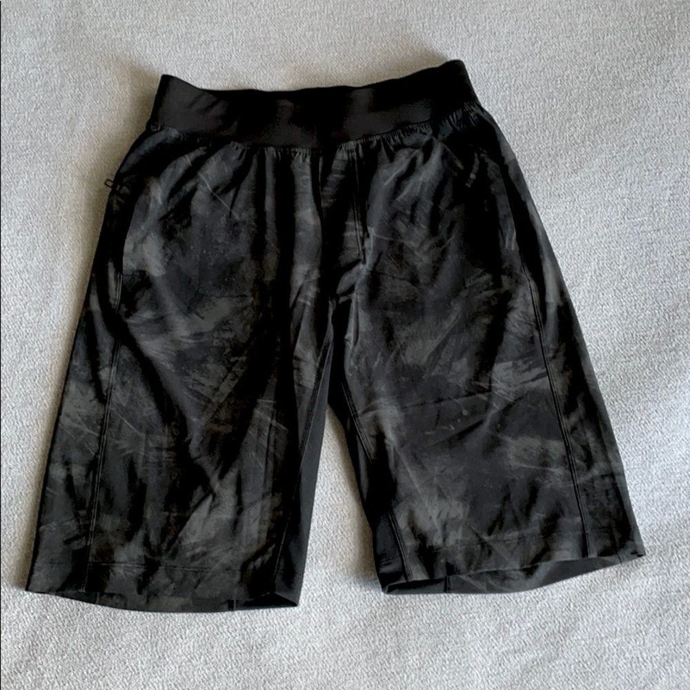 Men’s Lululemon Unlined Shorts Sz Small Great Cond